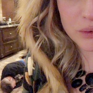 Meet your Posher, Aaron